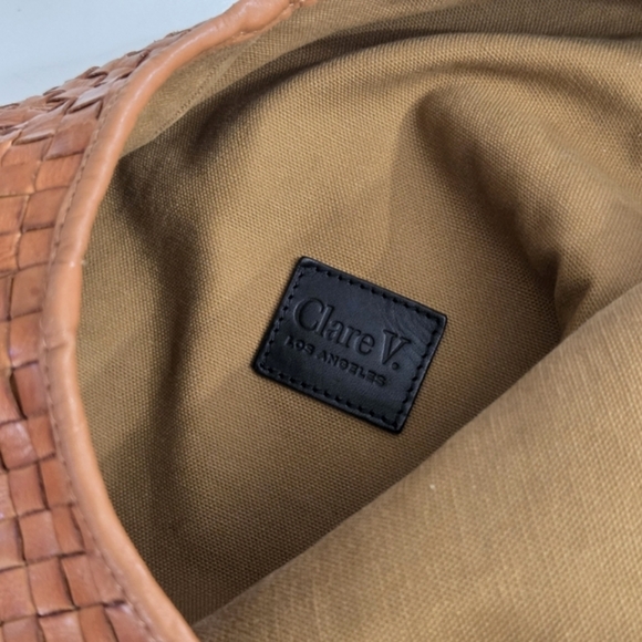 CLARE V BANDO BAG IN NATURAL WOVEN CHECKER LEATHER - Picture 13 of 16